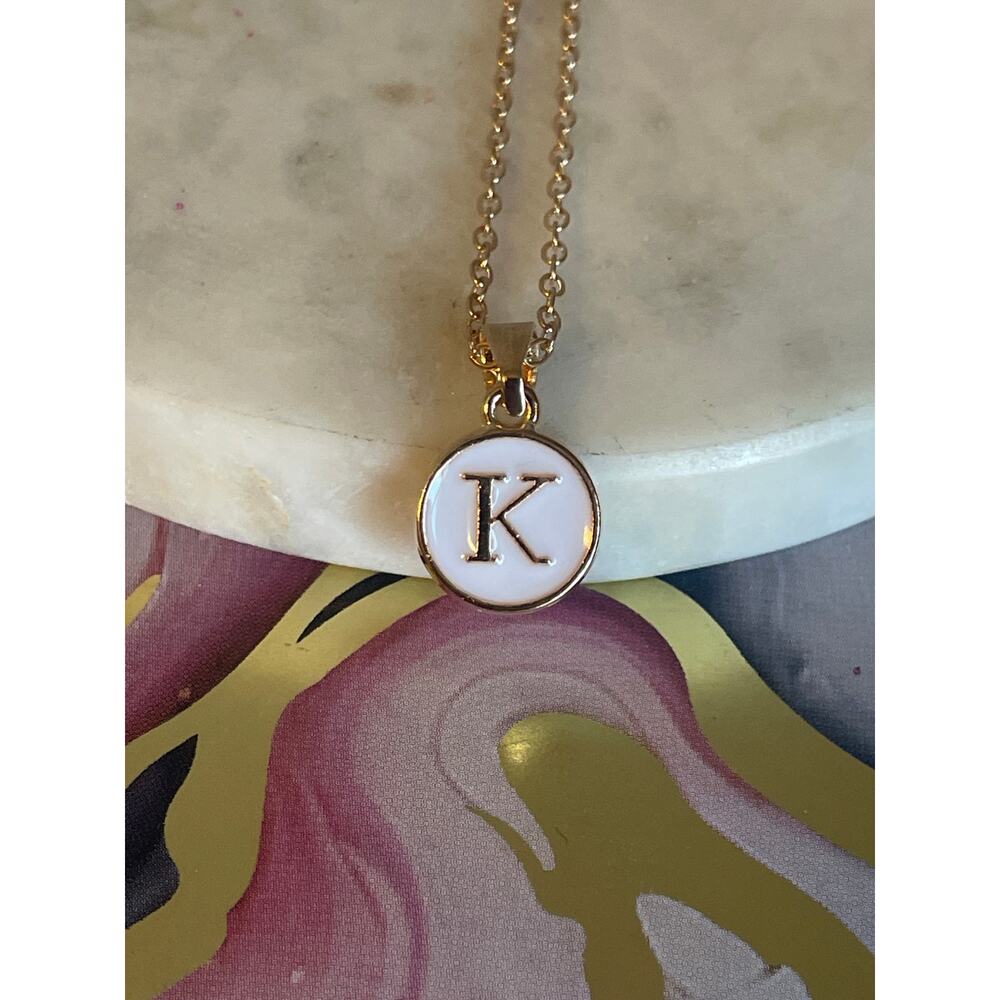 Letter initial pendant necklace K